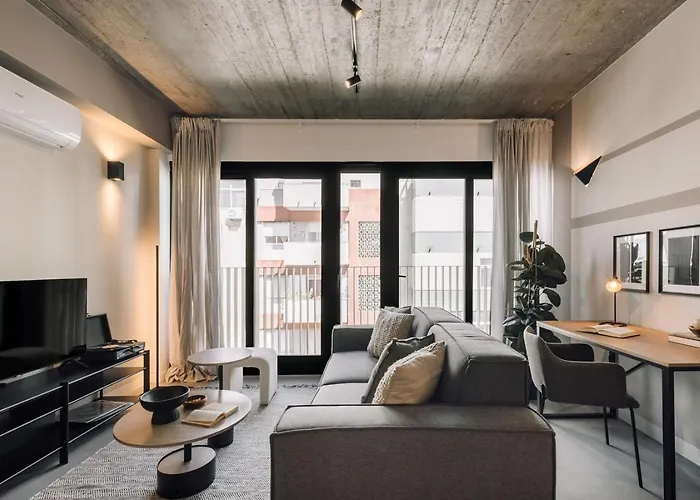 Fuseta - 2 Bedrooms And Parking In Santo Antonio