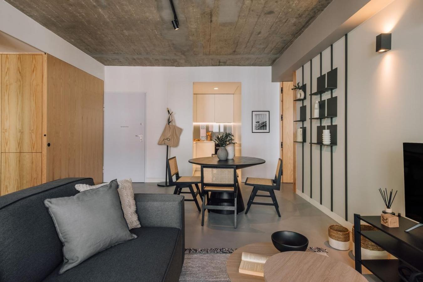 Apartment Fuseta - 2 Bedrooms And Parking In Santo Antonio Lissabon
